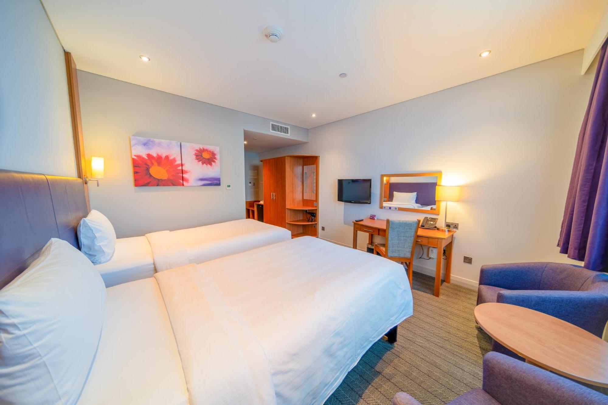 Premier Inn Abu Dhabi Airport Business Park Εξωτερικό φωτογραφία