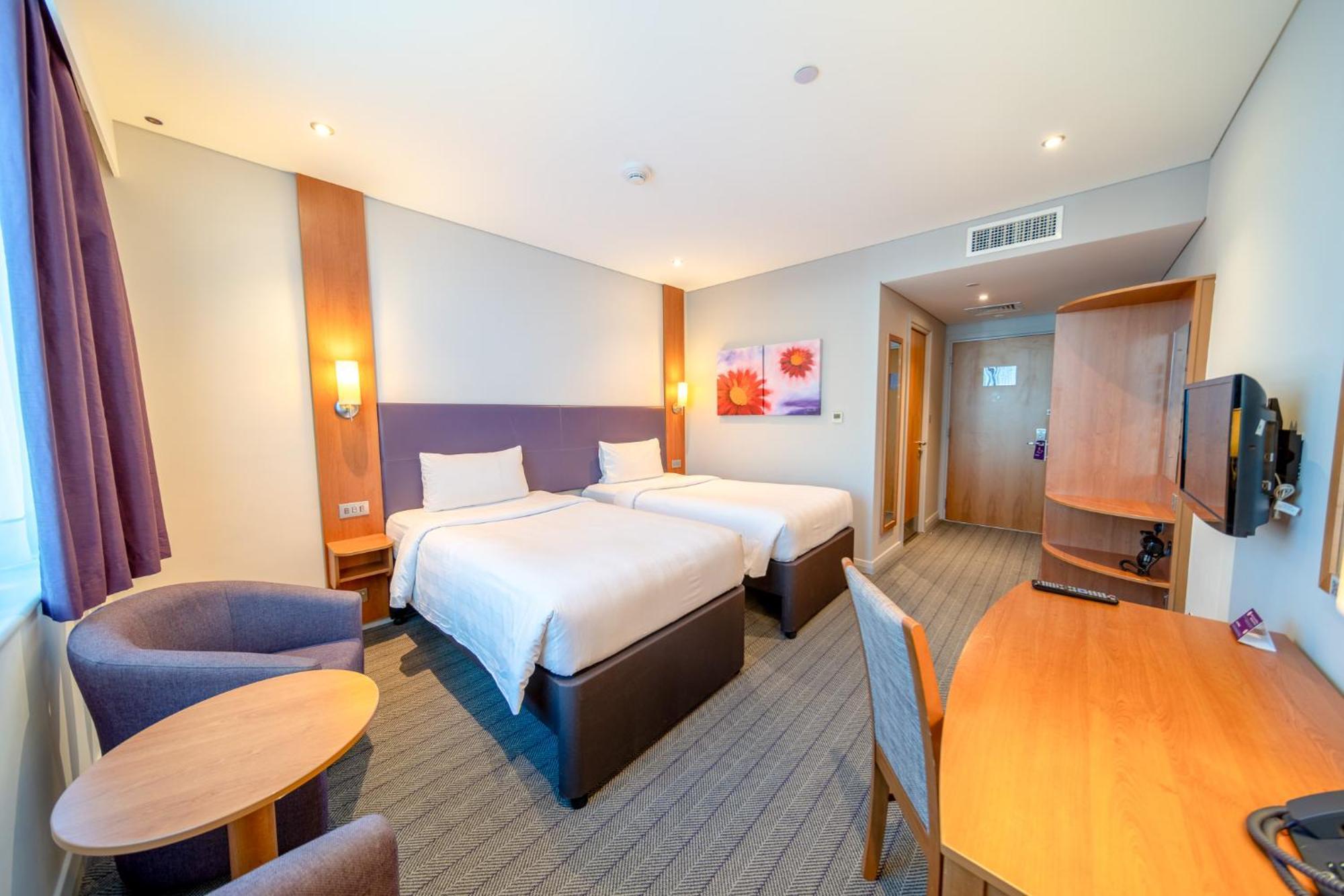 Premier Inn Abu Dhabi Airport Business Park Εξωτερικό φωτογραφία