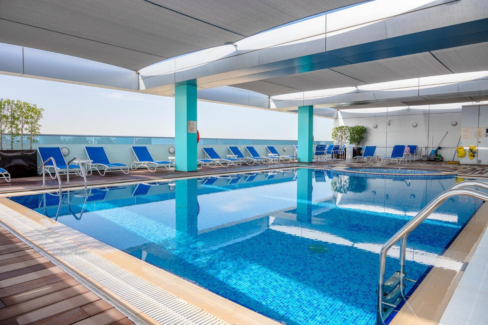 Premier Inn Abu Dhabi Airport Business Park Εξωτερικό φωτογραφία