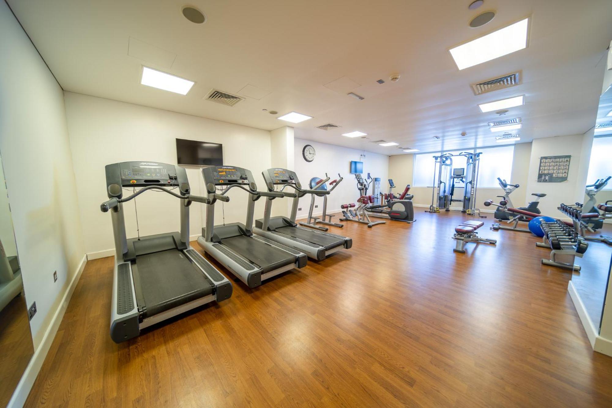 Premier Inn Abu Dhabi Airport Business Park Εξωτερικό φωτογραφία