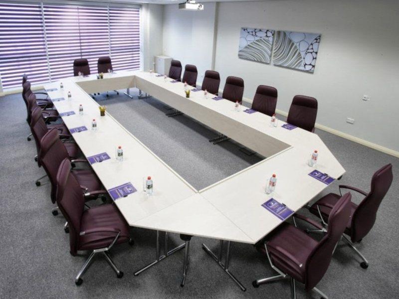 Premier Inn Abu Dhabi Airport Business Park Εξωτερικό φωτογραφία